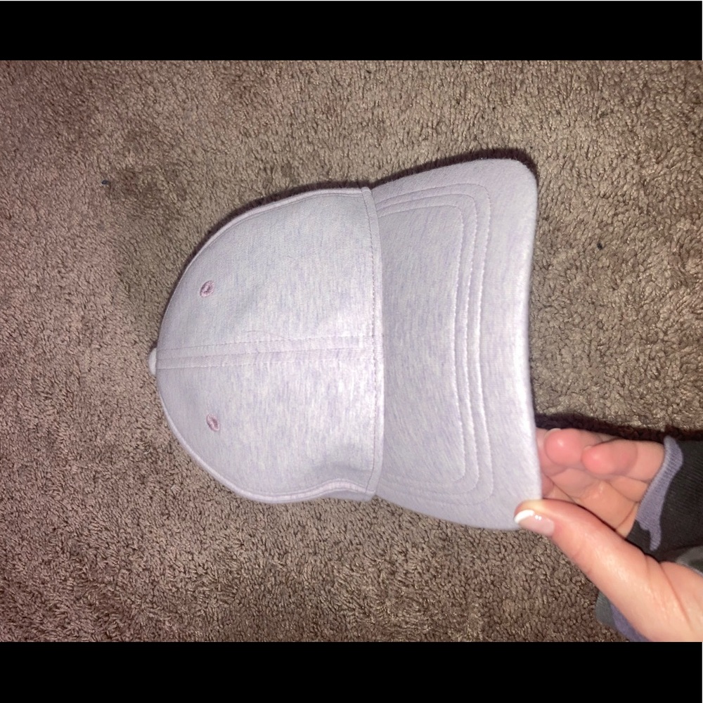 Lululemon hat